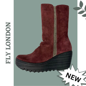 Fly London Yemy Platform
Wedge Boot Old Suede Wine Diesel
Black Size 5.5 US 36 E